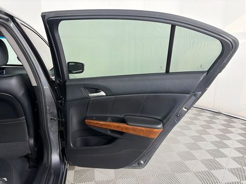 Used 2012 Honda Accord EX-L image 25