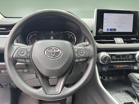 Used 2023 Toyota RAV4 XLE w/ Convenience Package image 19