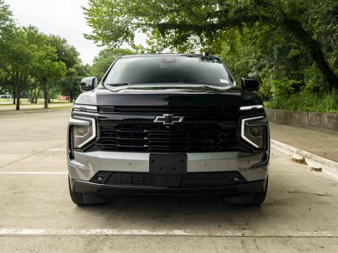 Used 2025 Chevrolet Tahoe RST w/ Comfort Package AWD/4WD image 3