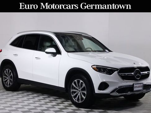 Used 2026 Mercedes-Benz GLC 300 4MATIC image 1