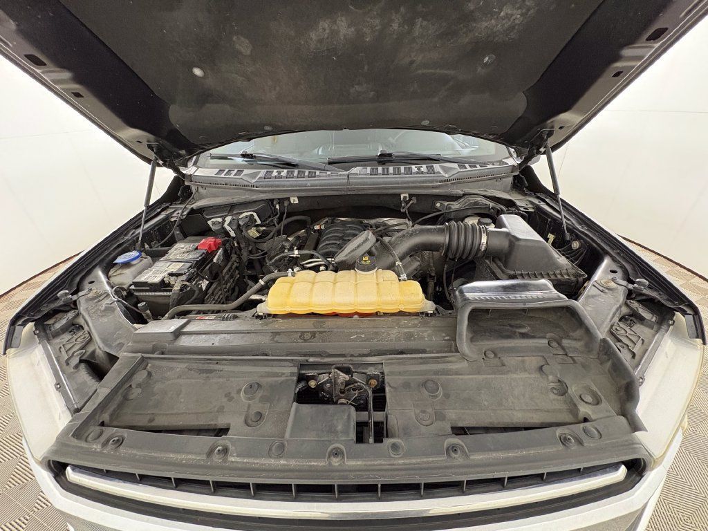 Used 2018 Ford F150 XLT AWD/4WD image 32