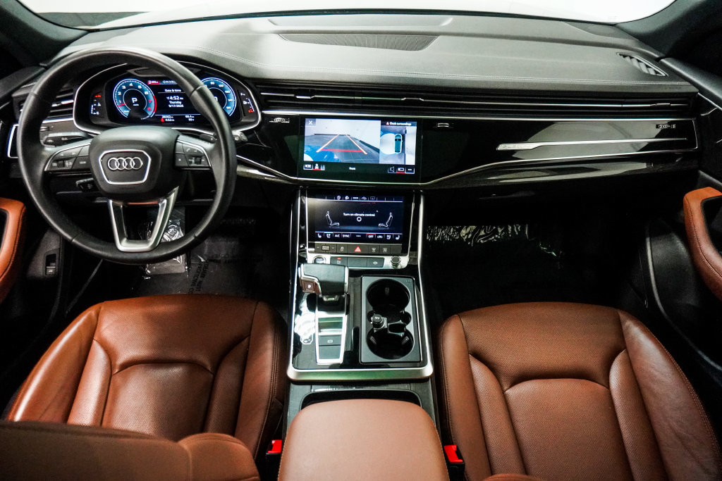 Used 2023 Audi Q8 Premium Plus AWD/4WD image 12