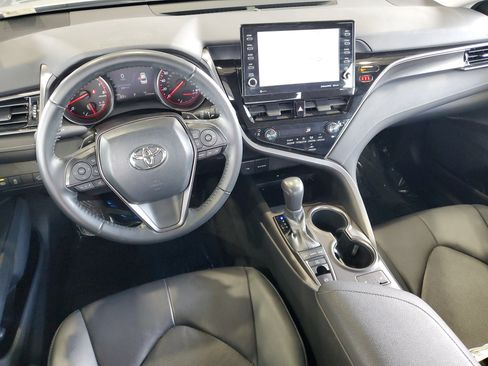 Used 2023 Toyota Camry XSE FWD image 12