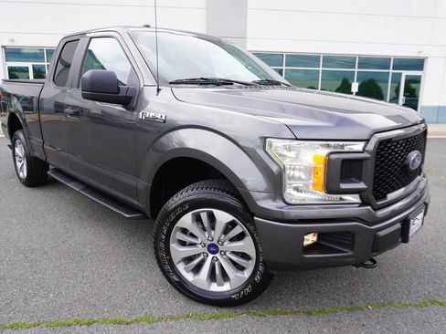 Used 2018 Ford F150 XL w/ Equipment Group 101A Mid AWD/4WD image 2