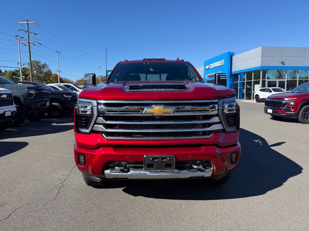 Used 2025 Chevrolet Silverado 2500 High Country w/ High Country Premium Package AWD/4WD image 8