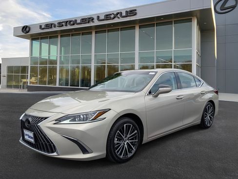 Certified 2025 Lexus ES 350 w/ Premium Package FWD image 7