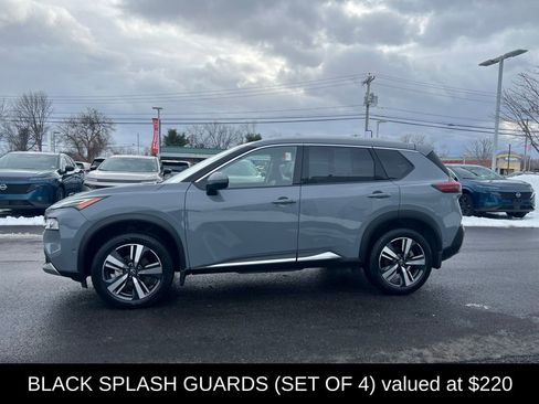 Used 2023 Nissan Rogue Platinum w/ Platinum Premium Package image 7