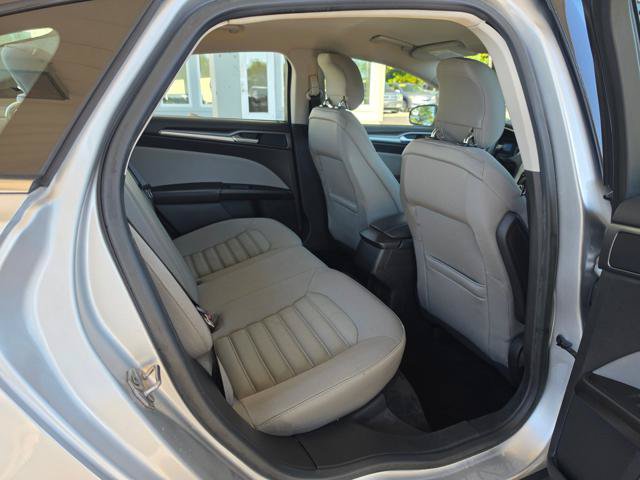 Used 2014 Ford Fusion S FWD image 12