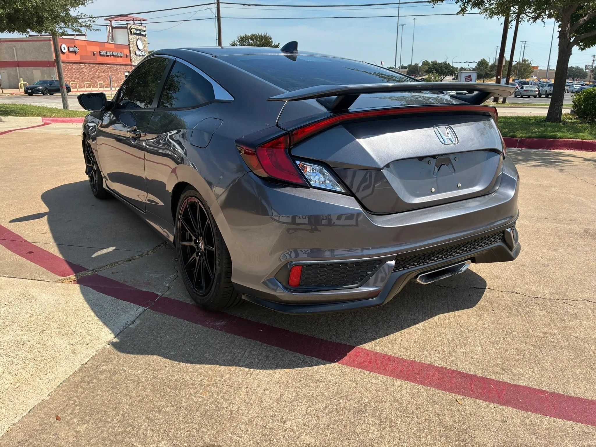 Used 2018 Honda Civic Si image 5