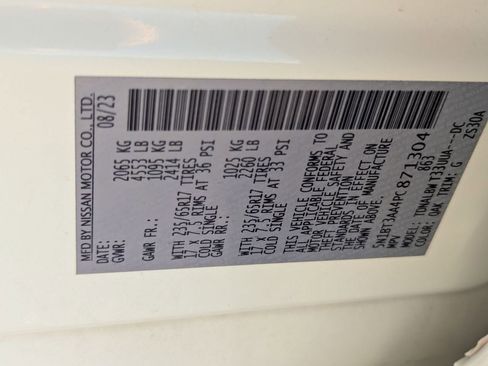 Certified 2023 Nissan Rogue S image 32