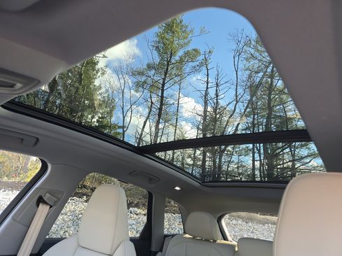 Certified 2025 Audi Q5 Prestige image 12