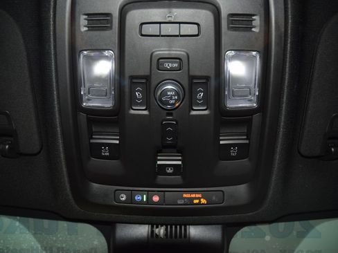 Used 2023 GMC Yukon Denali Ultimate AWD/4WD image 55