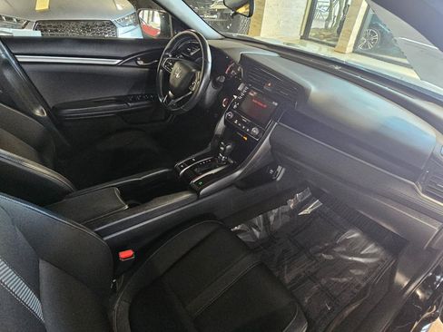 Used 2021 Honda Civic Sport image 12