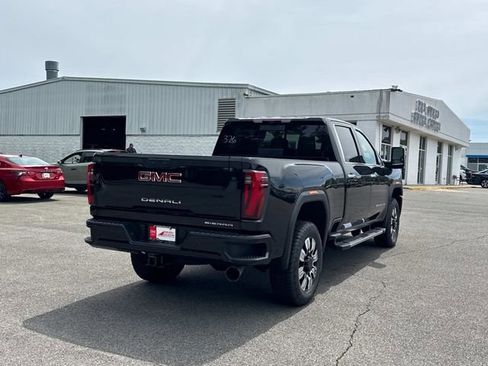 New 2026 GMC Sierra 2500 Denali w/ Technology Package AWD/4WD image 4
