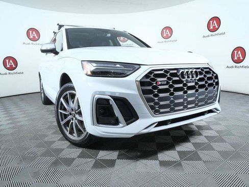 Used 2023 Audi SQ5 Premium Plus w/ Premium Plus Package AWD/4WD image 2