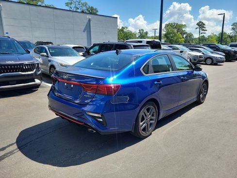Used 2020 Kia Forte GT-Line w/ GT-Line Premium Package FWD image 2