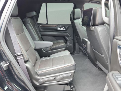 Used 2021 Chevrolet Tahoe High Country w/ Premium Package AWD/4WD image 18
