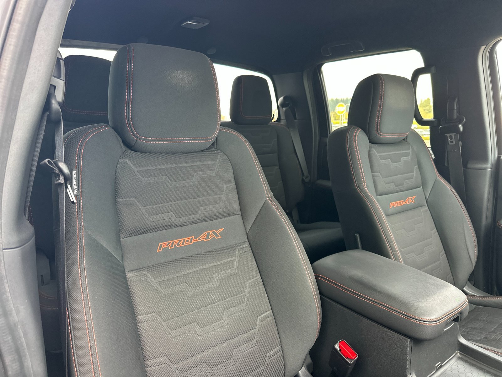 Used 2022 Nissan Frontier PRO-4X w/ Technology Package AWD/4WD image 16
