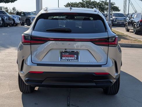Used 2024 Lexus NX 350h AWD w/ Vision Package image 7
