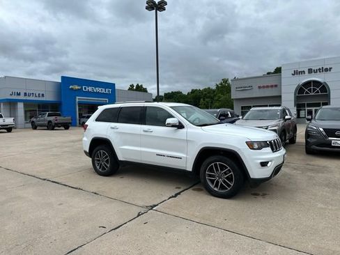 Used 2020 Jeep Grand Cherokee Limited w/ Luxury Group II AWD/4WD image 16