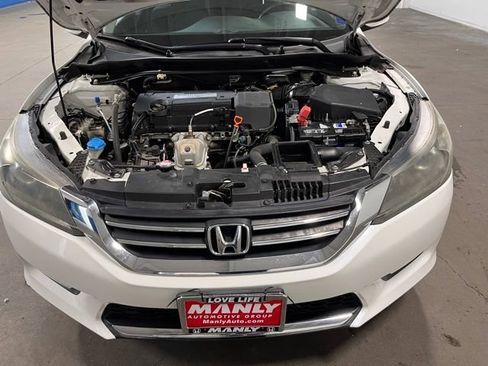 Used 2014 Honda Accord Sport image 9