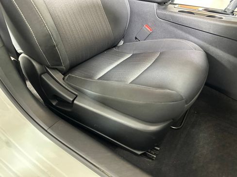 Used 2022 Nissan Altima 2.5 SV AWD/4WD image 22