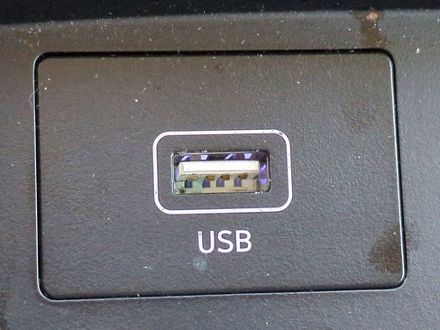 Used 2023 Hyundai Santa Fe SEL image 23