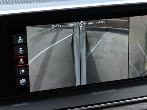 Used 2021 Kia Telluride SX w/ Towing Package image 17