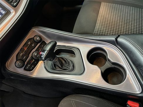 Used 2023 Dodge Challenger SXT w/ Blacktop Package image 28