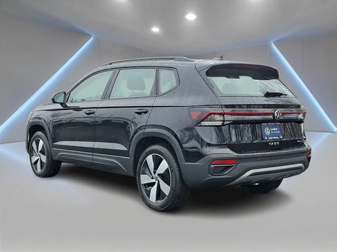 Used 2025 Volkswagen Taos S AWD/4WD image 4