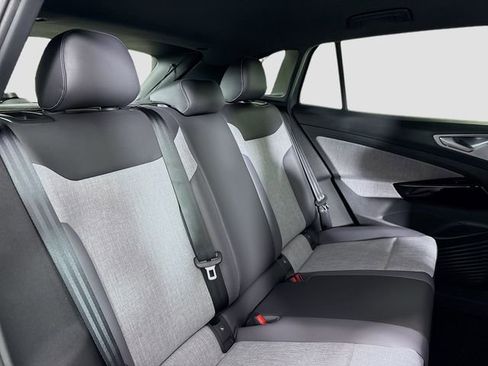 New 2026 Volkswagen ID.4 Pro image 26