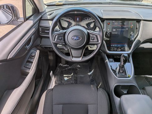 Used 2022 Subaru Outback Premium AWD/4WD image 18