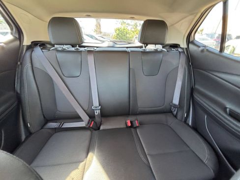Used 2025 Buick Encore GX Preferred FWD image 38