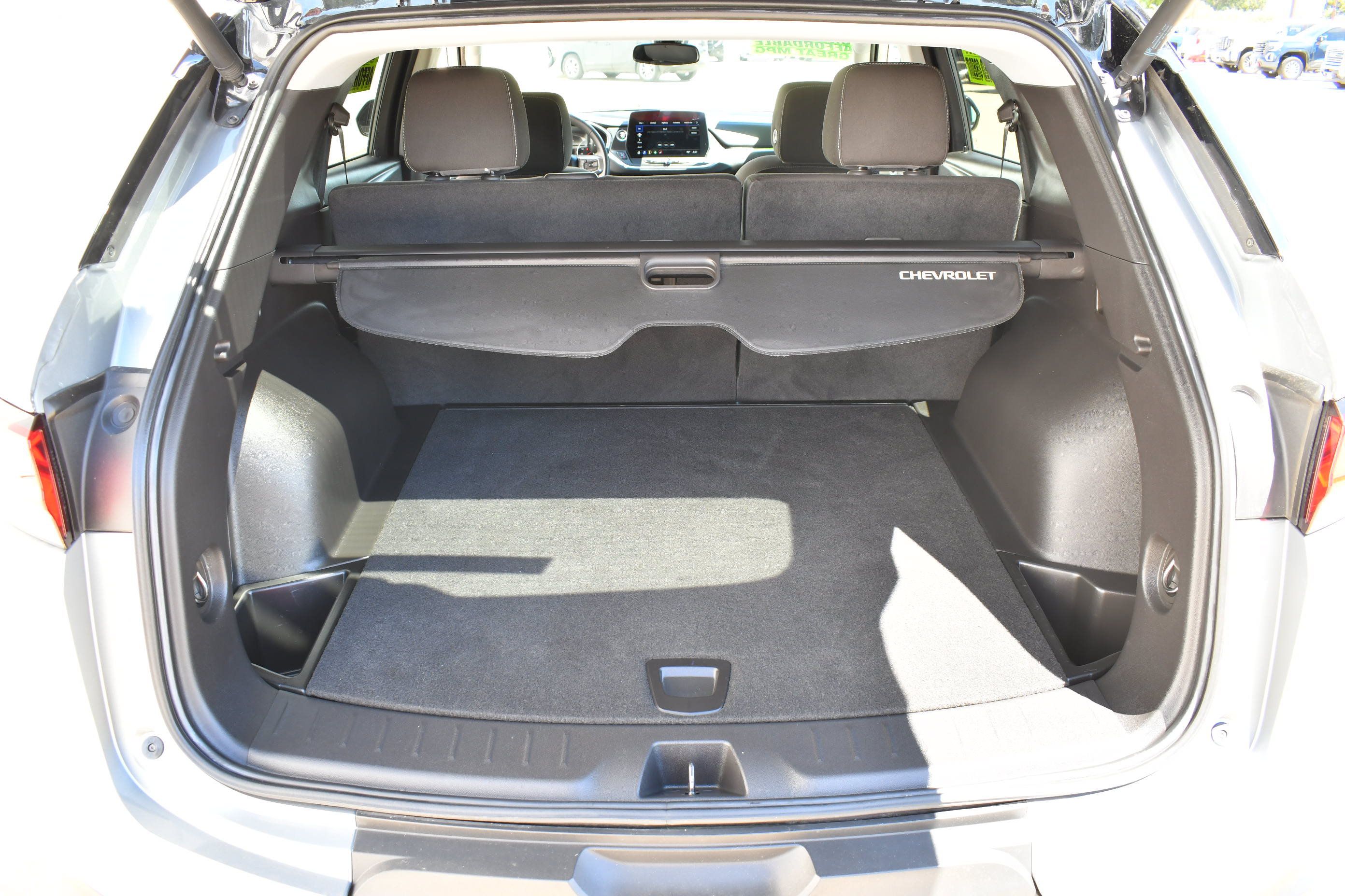 Used 2023 Chevrolet Blazer LT w/ Convenience Package FWD image 8