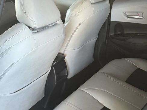 Used 2019 Toyota Corolla XSE image 14