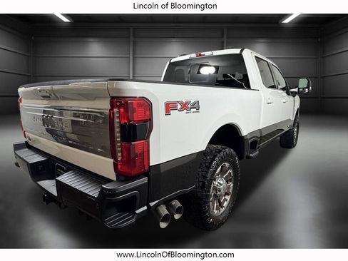 Used 2025 Ford F250 King Ranch w/ FX4 Off-Road Package AWD/4WD image 7