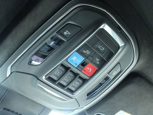 Used 2024 Jeep Wagoneer Launch Edition AWD/4WD image 25