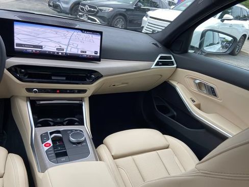 Used 2025 BMW 330i xDrive Sedan w/ Convenience Package AWD/4WD image 16