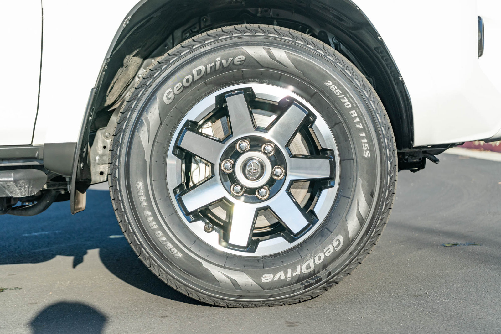 Certified 2024 Toyota 4Runner TRD Off-Road Premium w/ Off Road Premium Plus Package AWD/4WD image 12