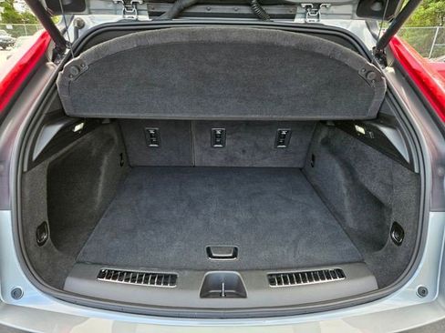 Certified 2025 Cadillac XT4 Premium Luxury image 23