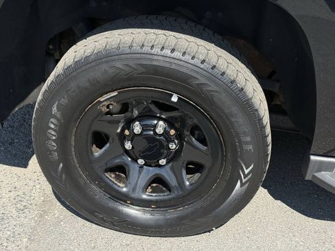 Used 2019 Chevrolet Tahoe 4WD image 35