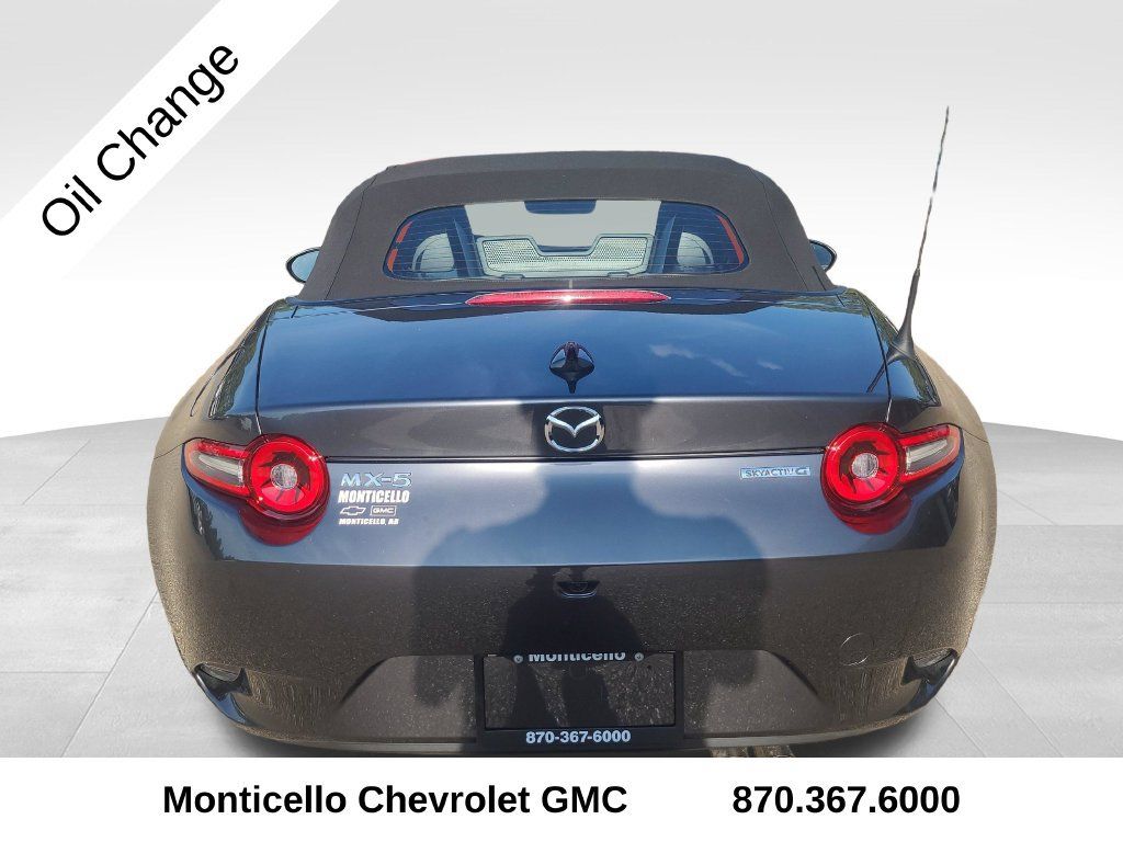 Used 2024 MAZDA MX-5 Miata Grand Touring RWD image 7