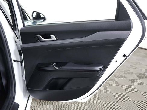 Used 2024 Kia K5 LXS image 24