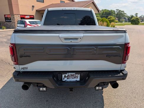 Used 2017 Ford F150 Raptor w/ Equipment Group 802A Luxury AWD/4WD image 8