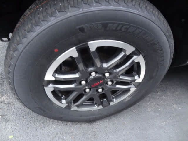 Used 2024 Toyota Tacoma TRD Sport AWD/4WD image 16