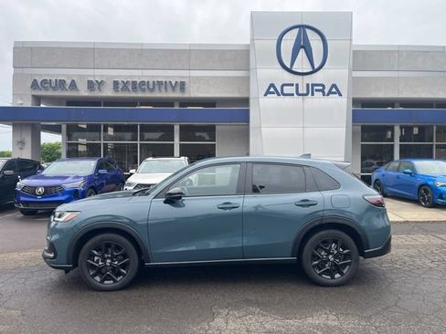 Used 2025 Honda HR-V Sport image 3