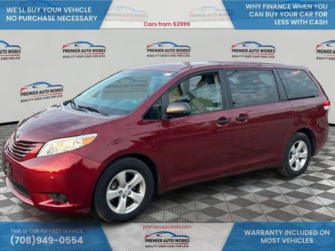 Used 2011 Toyota Sienna CE image 1