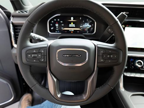 New 2026 GMC Sierra 2500 Denali Ultimate w/ Max Trailering Package image 11