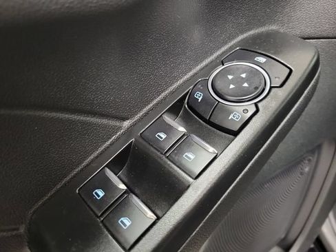 Certified 2025 Ford Escape Platinum AWD/4WD image 17