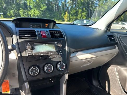 Used 2015 Subaru Forester 2.5i Premium w/ All-Weather Package AWD/4WD image 15